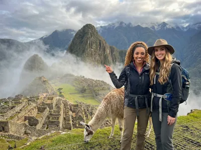 Lima Miraflores district and Pacific Ocean cliffs — AI photo booth prompts for Lima events